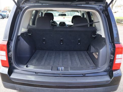 Used 2016 Jeep Patriot Sport w/ Power Value Group image 6