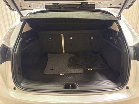 Used 2023 Buick Envision Avenir image 30