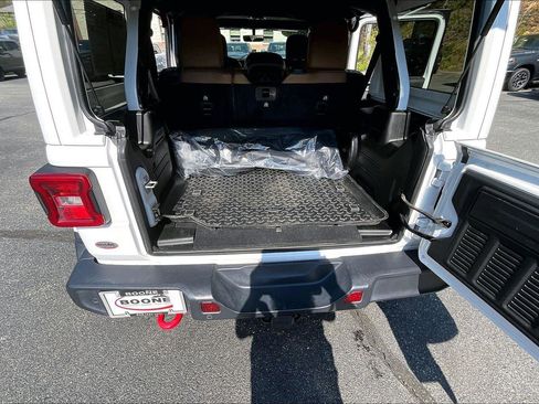 Used 2020 Jeep Wrangler Unlimited Rubicon AWD/4WD image 28