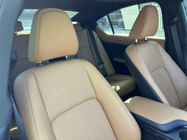 Used 2025 Lexus IS 350 F Sport w/ Navigation Package AWD/4WD image 23