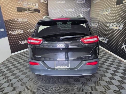 Used 2016 Jeep Cherokee Limited AWD/4WD image 14