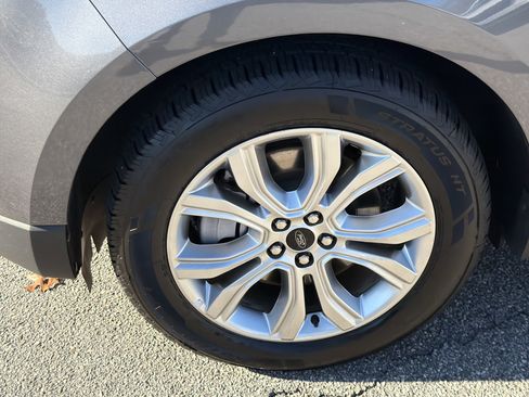 Used 2024 Ford Edge Titanium image 22