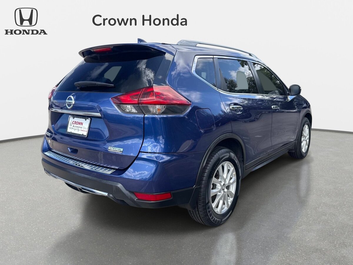 Used 2019 Nissan Rogue S w/ Special Edition Package FWD image 4