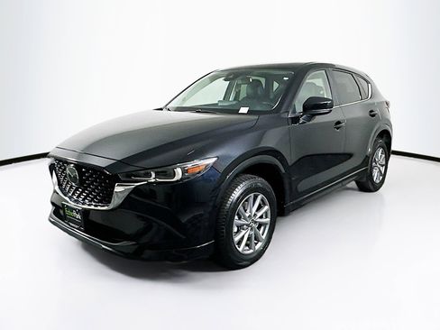 Used 2025 MAZDA CX-5 AWD 2.5 S w/ Preferred Package image 3