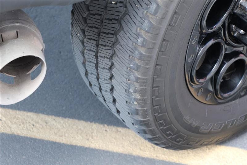 Used 2023 Ford F350 Lariat w/ FX4 Off-Road Package AWD/4WD image 33