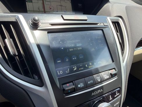 Used 2018 Acura TLX V6 w/ Technology Package FWD image 32