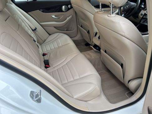Used 2015 Mercedes-Benz C 300 4MATIC Sedan image 41