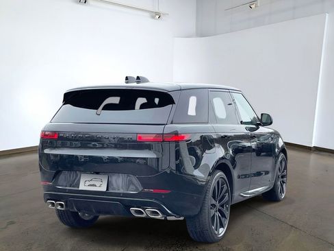 New 2026 Land Rover Range Rover Sport Dynamic SE AWD/4WD image 4