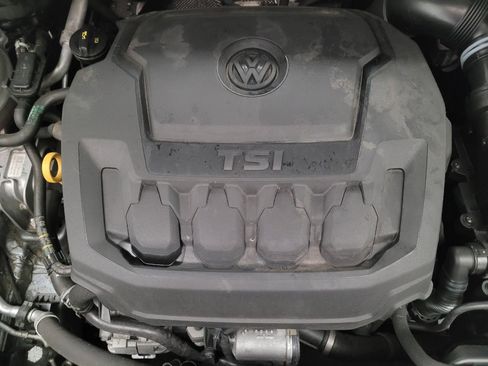 Used 2022 Volkswagen Tiguan SE FWD image 30