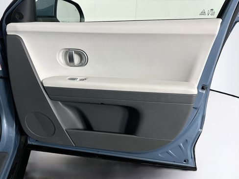 Used 2024 Hyundai Ioniq 5 SE image 31