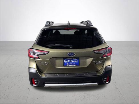 Used 2022 Subaru Outback Touring image 7