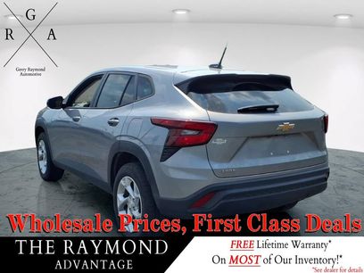 Used 2024 Chevrolet Trax LS w/ LS Convenience Package