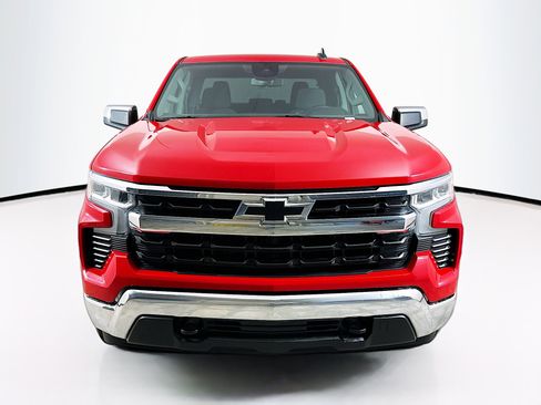 Used 2023 Chevrolet Silverado 1500 LT image 2