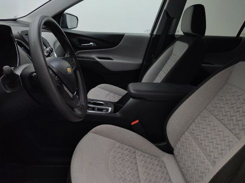 Used 2024 Chevrolet Equinox LT AWD/4WD image 17
