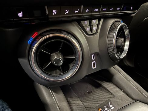 Certified 2024 Chevrolet Blazer LT w/ Convenience Package image 39