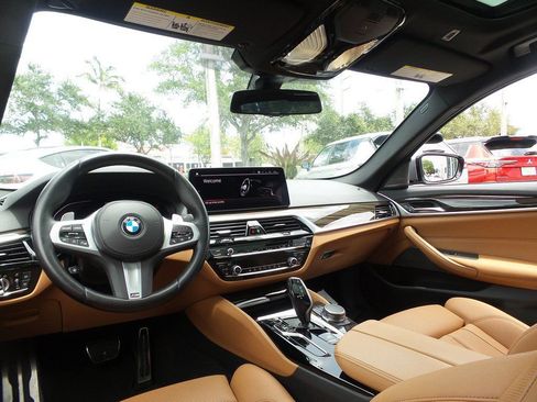 Used 2023 BMW 540i w/ M Sport Package RWD image 28