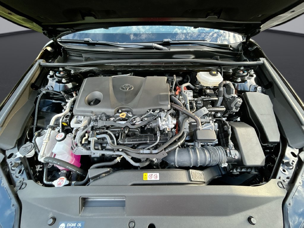 Used 2025 Toyota Camry SE FWD image 35