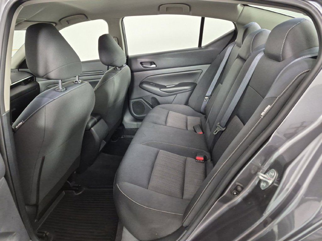 Used 2022 Nissan Altima 2.5 S FWD image 29