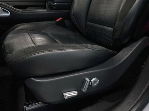 Used 2024 Lincoln Nautilus Reserve w/ Jet Appearance Package (87T) image 16