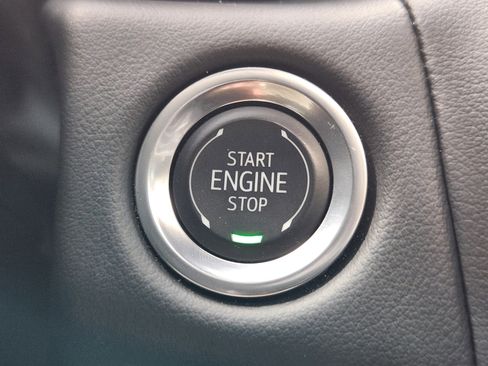 Used 2024 Chevrolet Tahoe RST w/ Luxury Package image 19