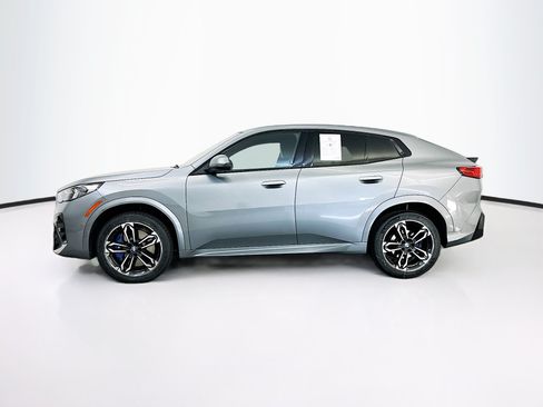 Used 2025 BMW X2 xDrive28i AWD/4WD image 4