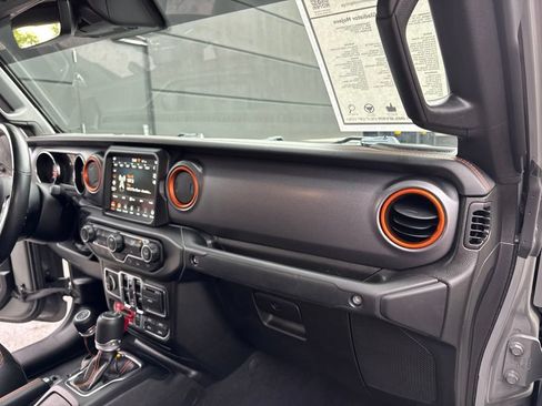 Used 2023 Jeep Gladiator Mojave w/ LED Lighting Group AWD/4WD image 27