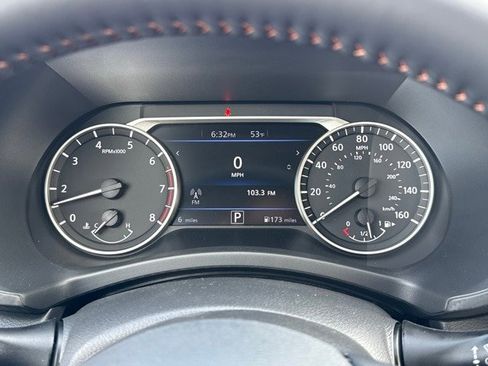 New 2025 Nissan Sentra SR w/ SR Premium Package image 29