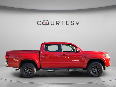 Certified 2021 Toyota Tacoma SR5 image 6