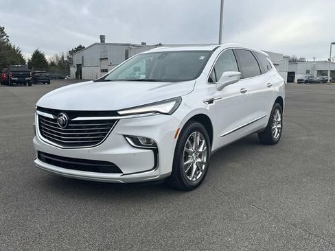 Used 2022 Buick Enclave Premium w/ Experience Buick Package image 11