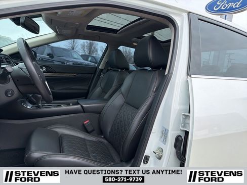 Used 2016 Nissan Maxima Platinum image 11