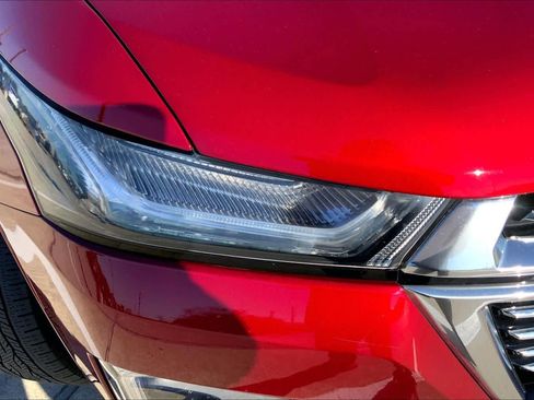 Used 2023 Chevrolet Traverse Premier image 26