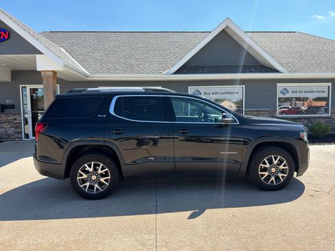 Used 2023 GMC Acadia SLE w/ Trailering Package AWD/4WD image 2