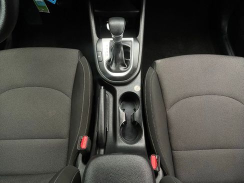 Used 2023 Kia Forte LXS image 18