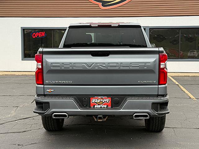 Used 2020 Chevrolet Silverado 1500 Custom w/ Custom Value Package AWD/4WD image 9