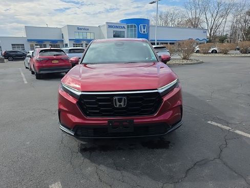 Used 2024 Honda CR-V EX image 2