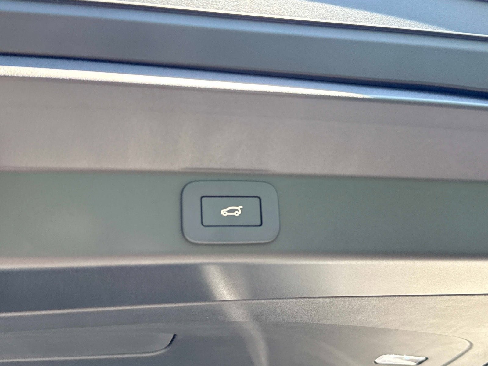 New 2026 Land Rover Range Rover Sport Dynamic SE AWD/4WD image 12