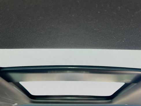 Used 2020 Land Rover Range Rover Evoque R-Dynamic SE AWD/4WD image 19