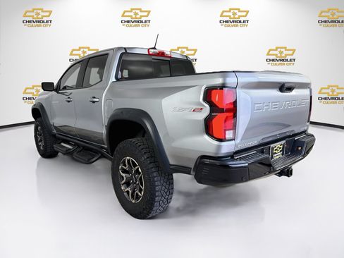 Used 2024 Chevrolet Colorado ZR2 w/ Technology Package AWD/4WD image 6