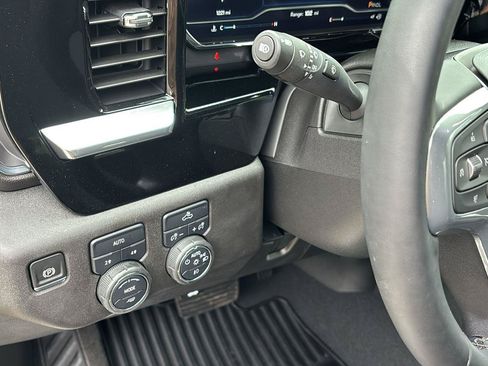 Certified 2024 Chevrolet Silverado 1500 RST AWD/4WD image 24