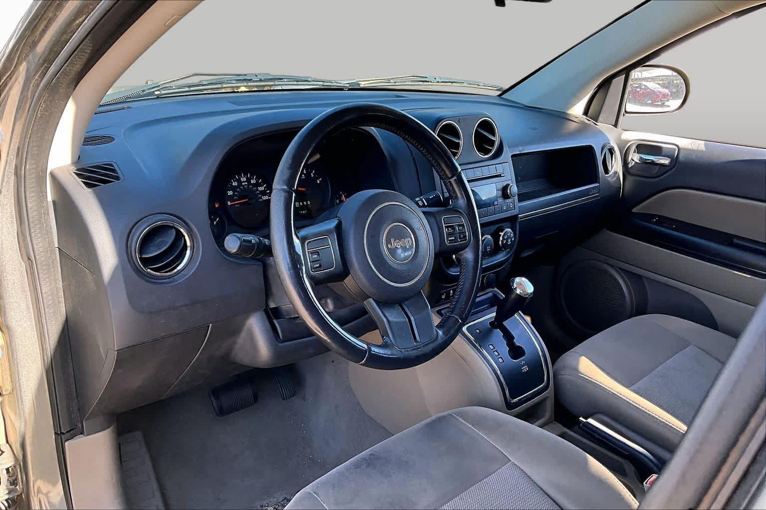 Used 2011 Jeep Compass Sport w/ Sun/Sound Group FWD image 16