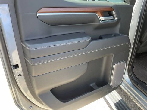 Used 2023 GMC Sierra 1500 Denali w/ Denali Reserve Package AWD/4WD image 35