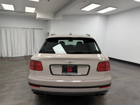 Used 2019 Bentley Bentayga AWD/4WD image 7