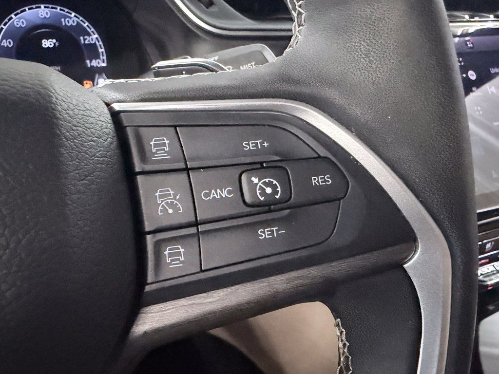Used 2025 Jeep Grand Cherokee L Limited w/ Luxury Tech Group II RWD image 31