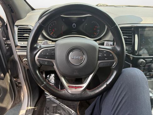 Used 2020 Jeep Grand Cherokee Trailhawk image 10