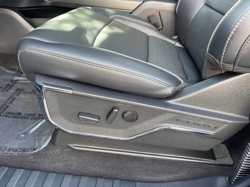 Used 2024 Ford F150 Lariat AWD/4WD image 22