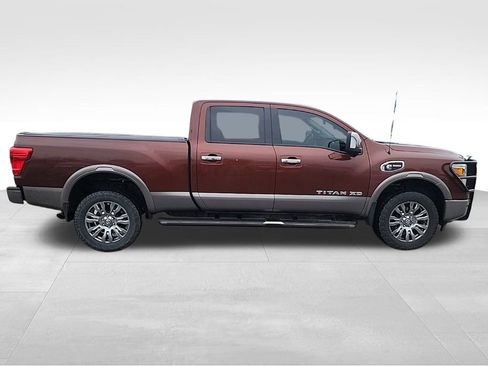 Used 2018 Nissan Titan Platinum Reserve w/ Platinum Utility Package image 31