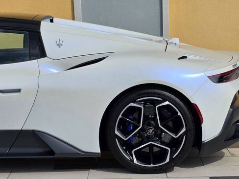 Used 2024 Maserati MC20 Cielo RWD image 9