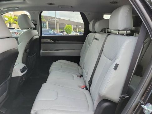Certified 2023 Hyundai Palisade SEL w/ Cargo Package FWD image 18