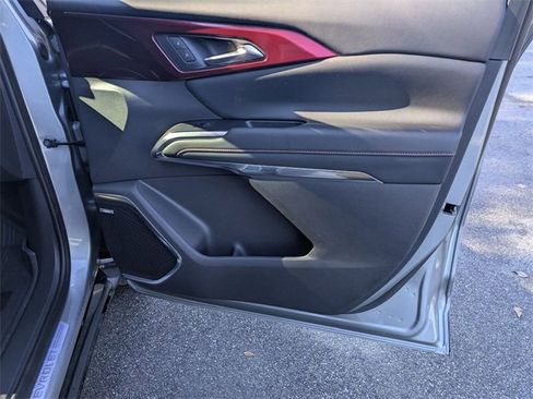 Certified 2024 Chevrolet Traverse RS image 39