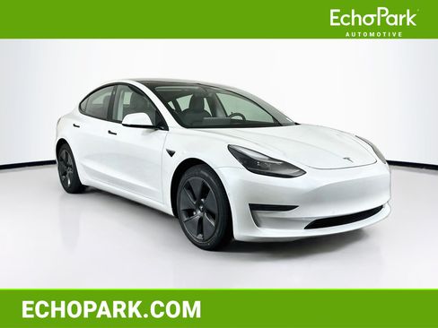Used 2021 Tesla Model 3 Standard Range Plus RWD image 1